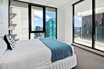 Aparthotel Southbank Apartments - Wrap