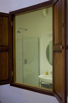 Hostal Ren I Tang