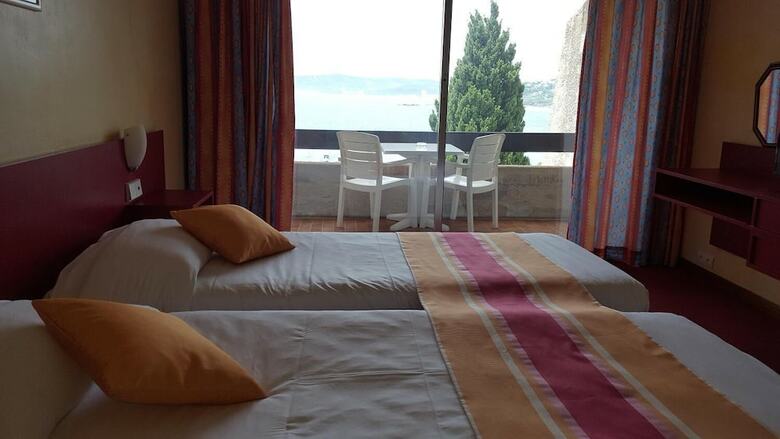 83 Hotel