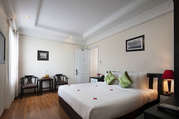 Serenity Villa Hotel