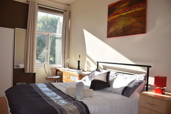 Manu's Place Shared Apartments