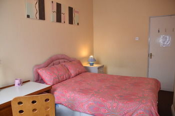 Manu's Place Shared Apartments