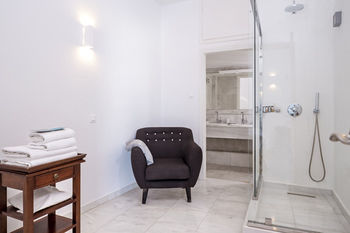 Canaves Oia Hotel