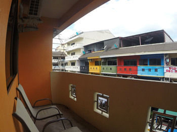 Hostal Drunken Duck Guesthouse