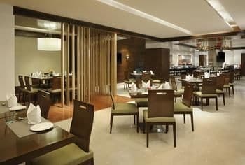 Hotel Four Points By Sheraton Ahmedabad