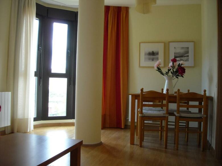 Apartamentos Real Valle Ezcaray