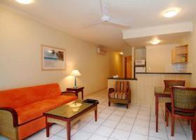 Hotel Comfort Inn Trinity Beach Club