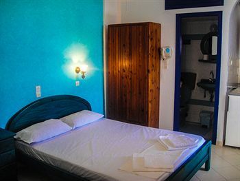 Maistrali Studios & Apartments