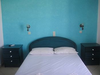 Maistrali Studios & Apartments