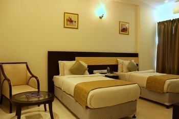 Hotel Oyo Premium Near Udaipur Railway Station