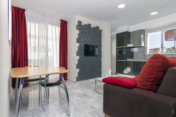 Citizentral Apartamentos Gascons