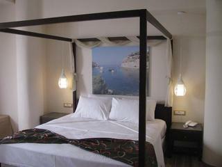 Ladiko Hotel