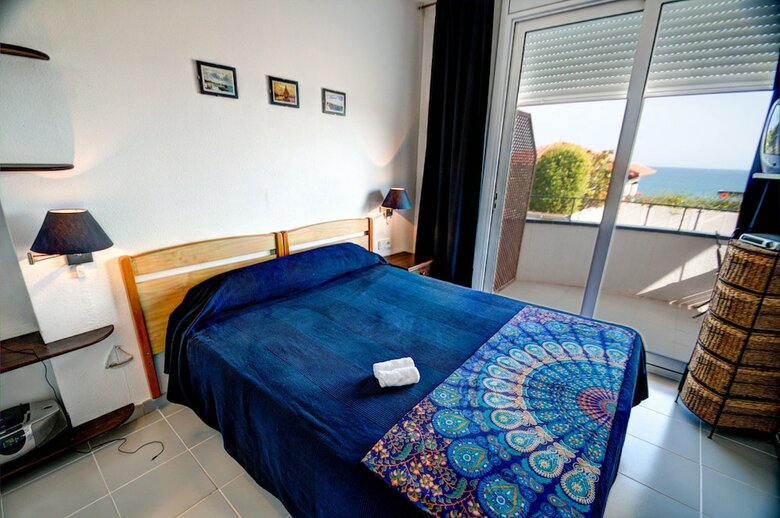 Apartment By The Sea
