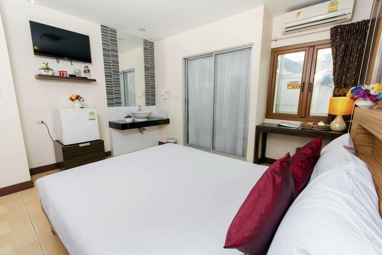 Hotel Sleep With Inn