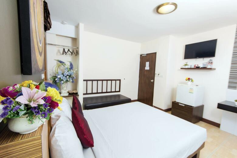 Hotel Sleep With Inn