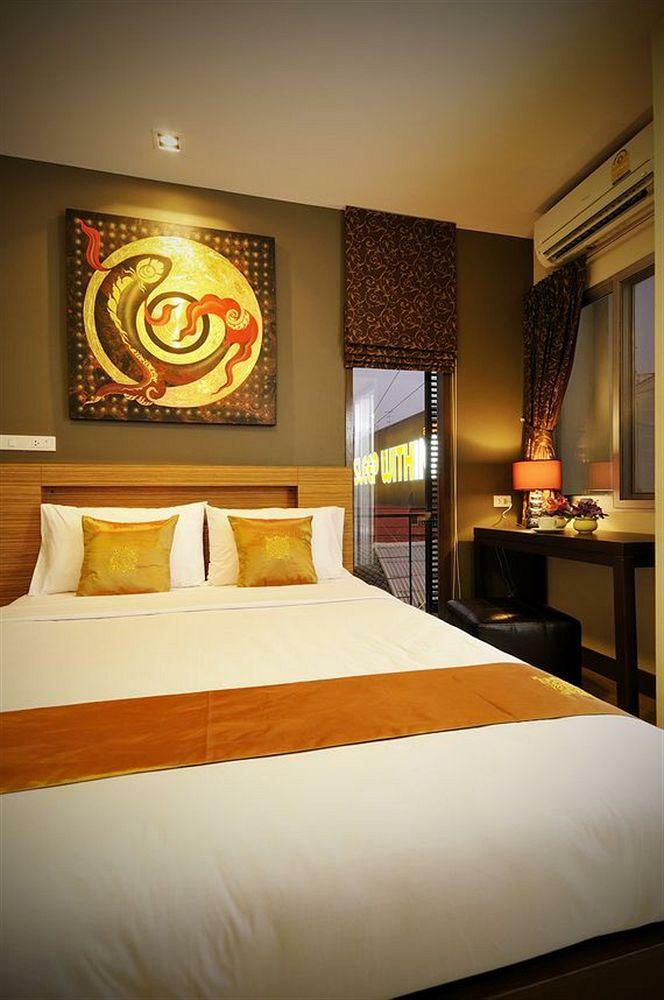 Hotel Sleep With Inn