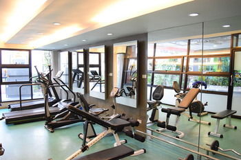 Diamond Residence Ratchada Hotel