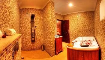 Hotel Pan Pacific Jal Mahal Resort