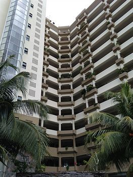 Aparthotel Kuah Town Service Suite Apartment