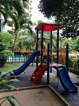 Aparthotel Kuah Town Service Suite Apartment
