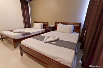 Richmond Plaza Hotel