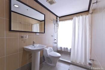Richmond Plaza Hotel
