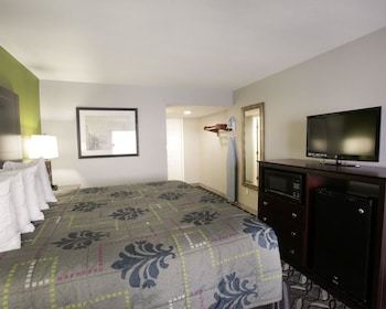 Hotel Rodeway Inn & Suites Downtown North