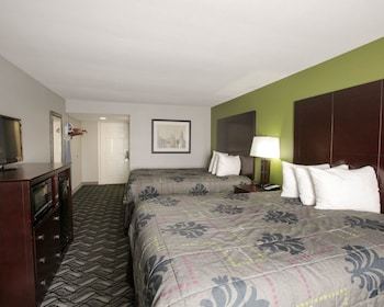 Hotel Rodeway Inn & Suites Downtown North