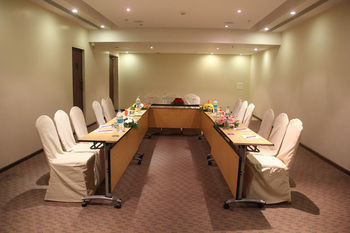 Keys Hotel The Aures