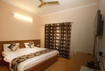Hotel Oyo Sohna Road Extension