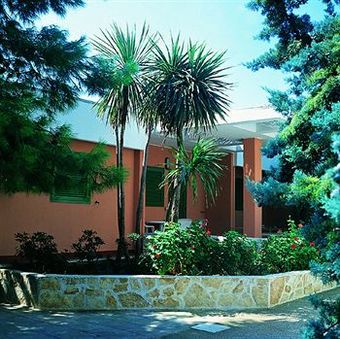 Villaggio Porto Giardino Hotel