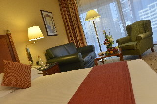 The Diplomat Radisson Blu Hotel, Residence & Spa