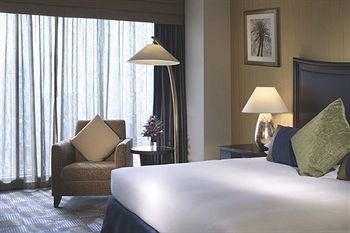 The Diplomat Radisson Blu Hotel, Residence & Spa