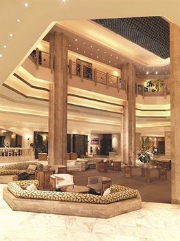 The Diplomat Radisson Blu Hotel, Residence & Spa