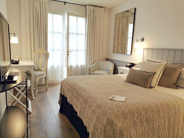 Hotel Le Clos Saint-martin H�tel & Spa