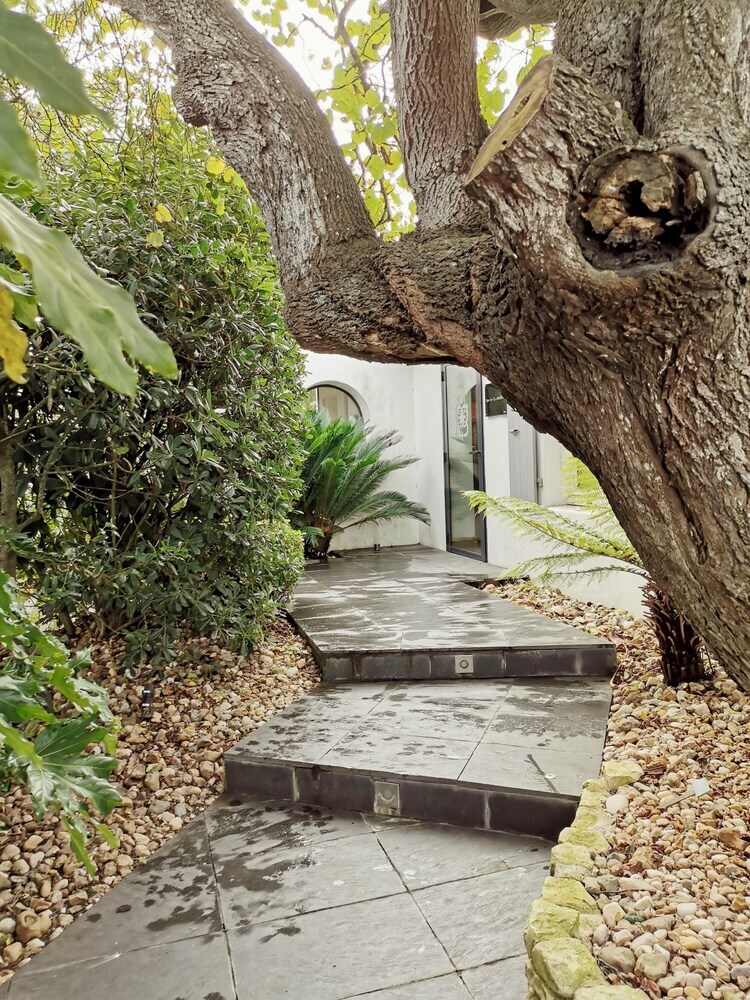 Hotel Le Clos Saint-martin H�tel & Spa