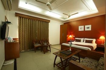 Emblem Hotel Sector 14 Gurgaon