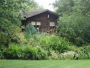Hotel Robeanne House - Guest House
