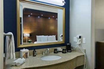 Hotel Oxford Suites Downtown Spokane