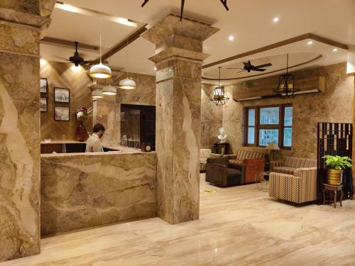 Grand Hotel