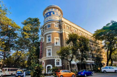 Grand Hotel