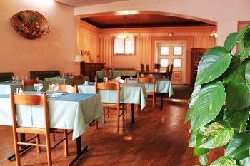 Hotel H�stellerie De L'aiglon