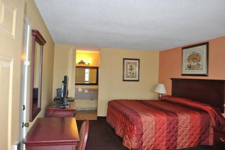 Hotel Executive Inn
