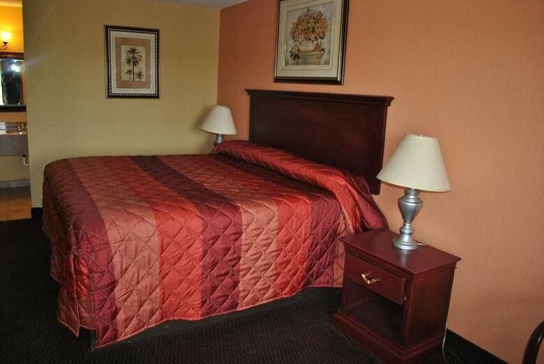 Hotel Executive Inn