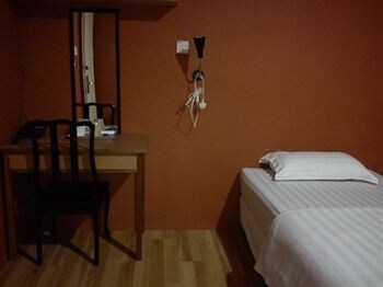 Hotel Rafflesia Inn