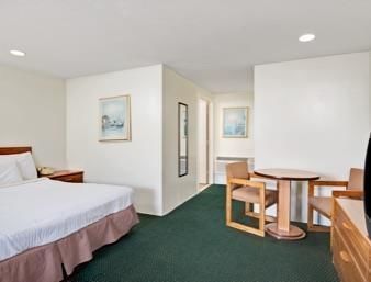 Hotel Howard Johnson Inn Cape Cod Area