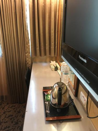 Chair Man Hotel