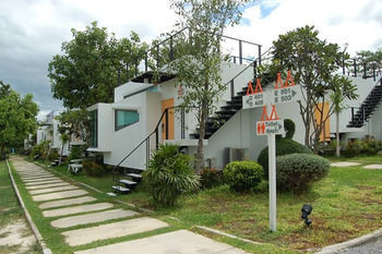 Hotel Cha-am Eco Camp
