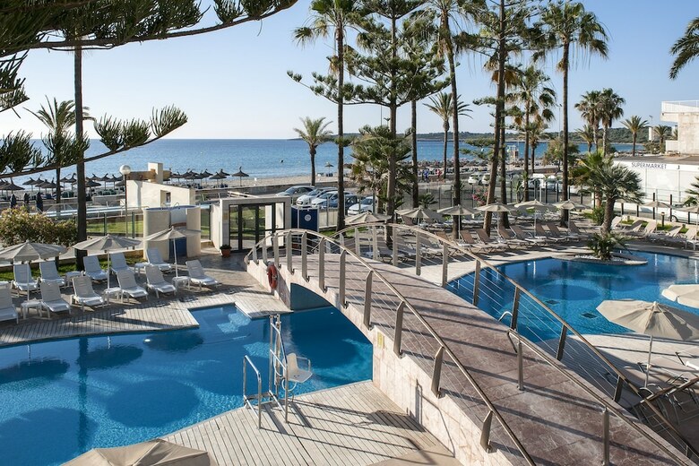 Cm Playa Del Moro Hotel