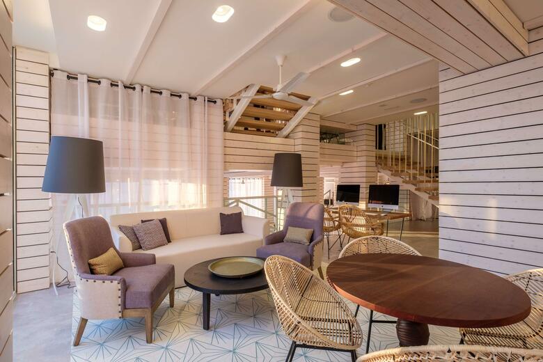 Apartamentos Paradise Beach